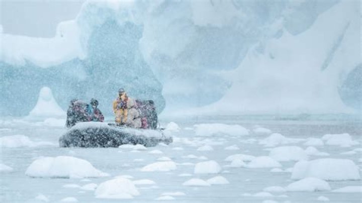 How windy is it in Antarctica?