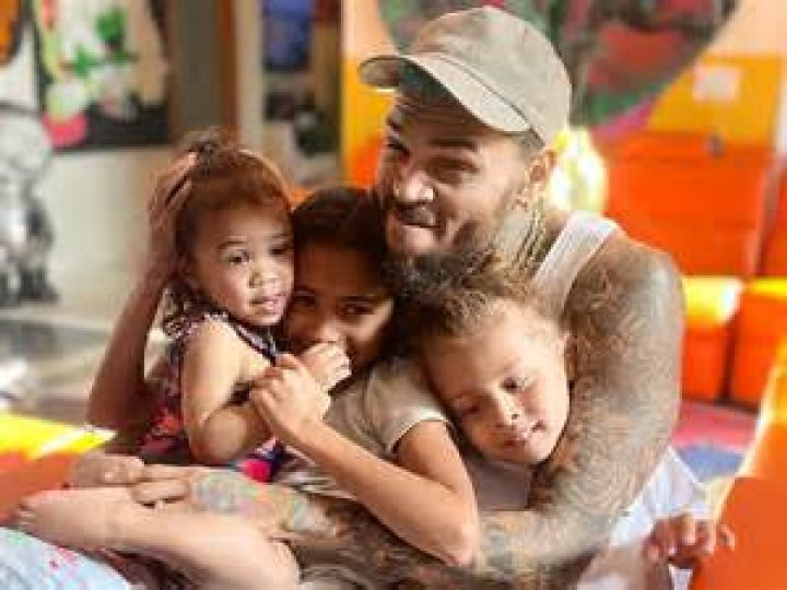 Wiki (Tim Robinsons Wife), Bio, Age, Net Worth, Children ·